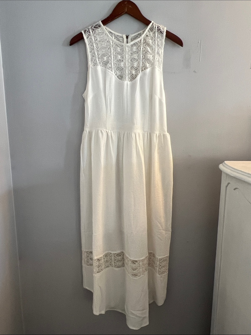 MOON RIVER white dress with lace accents